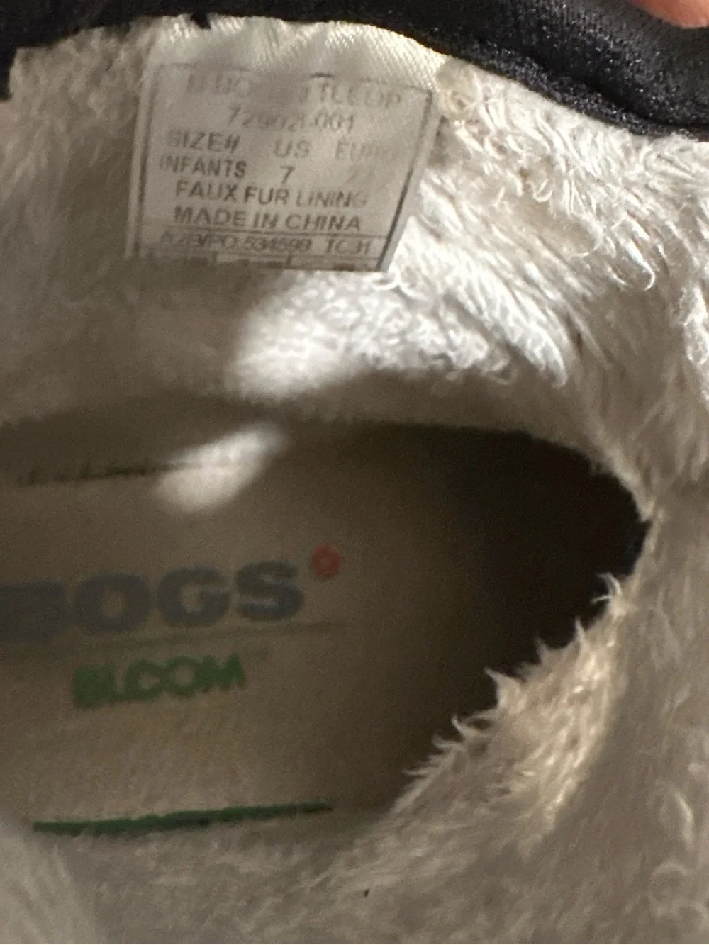 Bogs II Metallic Black Leopard Snow Boots Baby Infant Sz US 7